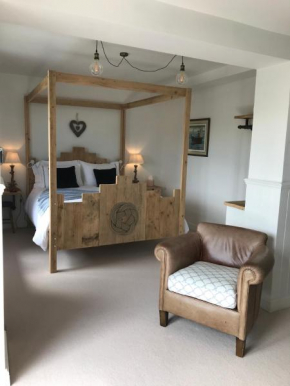 Mevagissey Boutique Flatlet with sea and countryside views